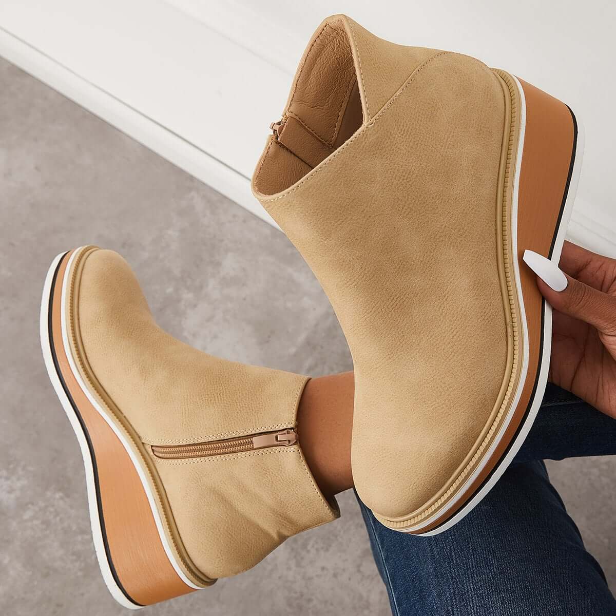Chic Wedge Boots – Mila EB