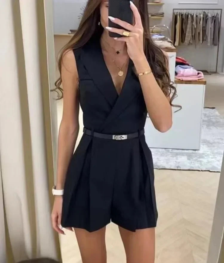 EB | Kurzer Eleganter Ärmelloser Jumpsuit
