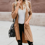 Damen Longstrickjacke mit Knopfdetails und praktischen Taschen EB