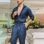 Herren-Jumpsuit mit Hemdkragen, elastischem Bund und schmal zulaufenden Beinen