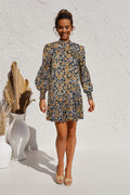 Damen Blümchen Minikleid mit voluminösen Ärmeln und dekorativem Stehkragen EB