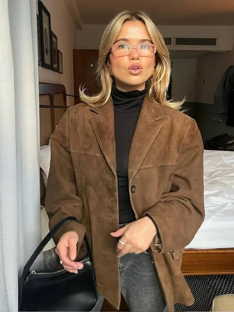 EB | Übergroßer brauner Trenchcoat mit breitem Revers Ideal für Herbst/Winter