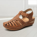 Damen Bequeme luftige Sandalen mit modischen Cut-Outs EB