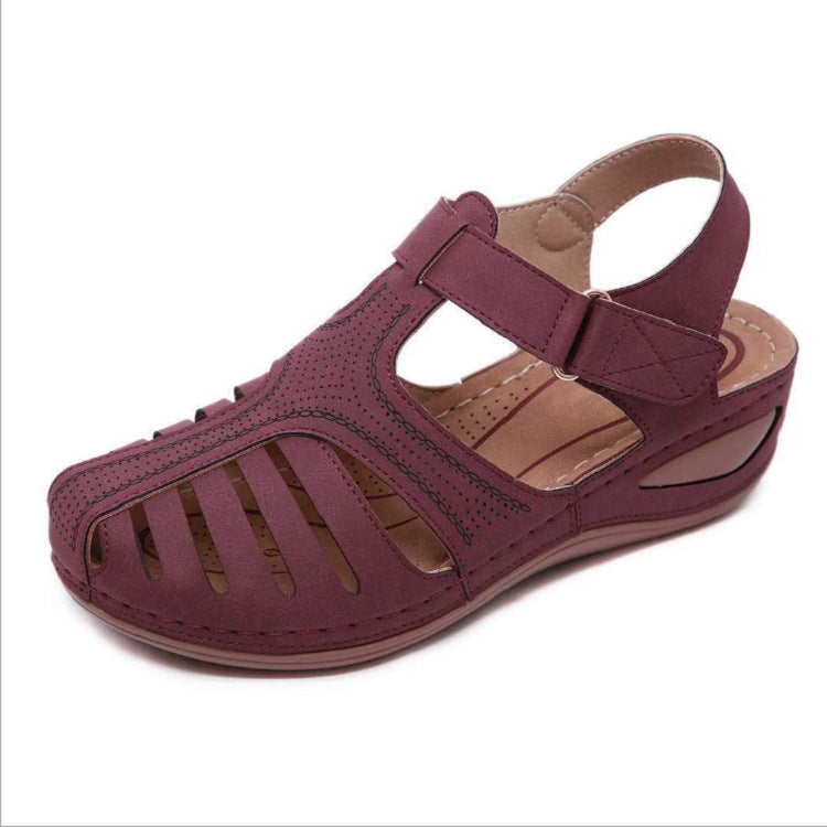 Damen Bequeme luftige Sandalen mit modischen Cut-Outs EB