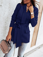 Damen elegante Blazerjacke mit Bindegürtel und praktischen Taschen EB