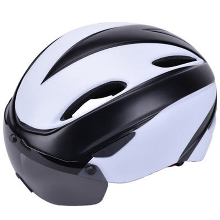Fahrradhelm mit Visier