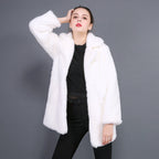 Damen Eleganter und kuscheliger Kunstpelzmantel EB