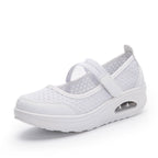 Damen Bequeme Slip-On Laufschuhe mit atmungsaktivem Obermaterial und dämpfender Sohle EB