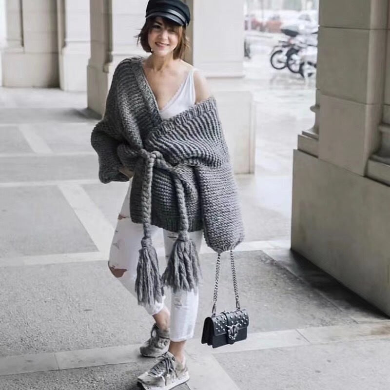 Damen Grobstrick-Cardigan mit geflochtenem Gürtel und langen Ärmeln EB