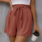 EB | Einfarbige Shorts mit hoher Taille