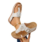 Damen Bequeme Flip-Flops mit blumenförmiger Applikation EB