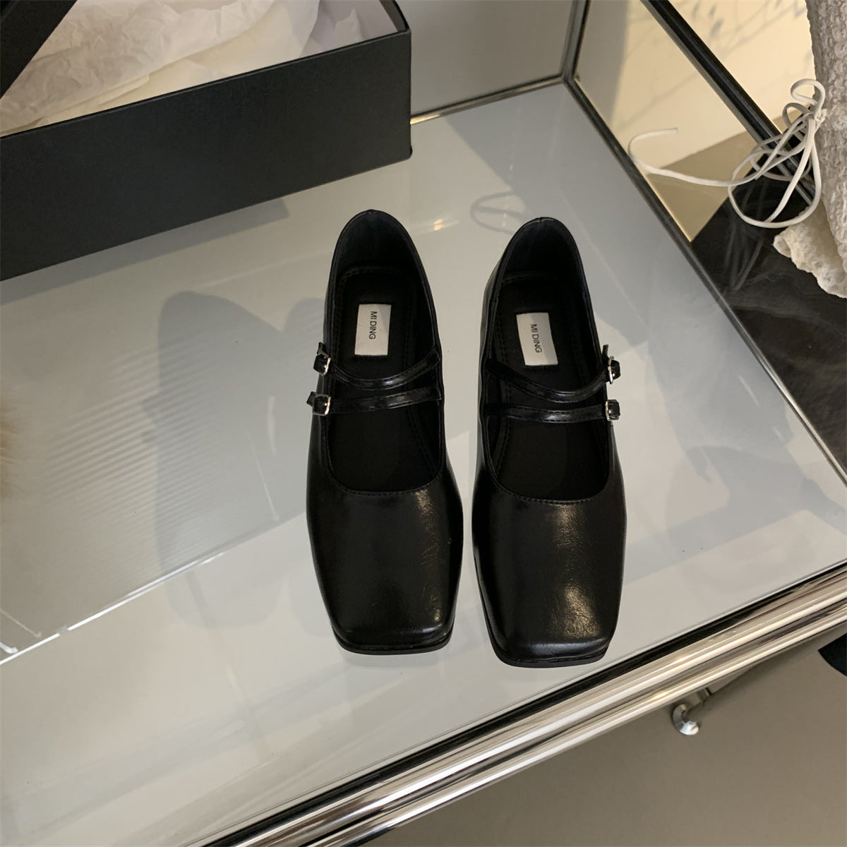 Damen elegante Ballerinas mit modischer Doppel-Riemchen-Applikation EB
