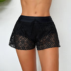 Sommerliche Häkel-Shorts für Damen