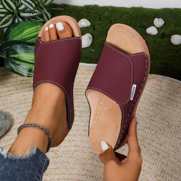 Damen Clogs mit modischem Schnitt und ergonomischem Fußbett EB