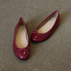 Damen Ballerinas aus glänzendem Leder mit verspieltem Schleifendetail EB