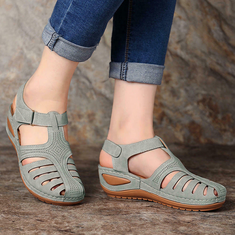 Damen Bequeme und luftige Riemensandalen EB