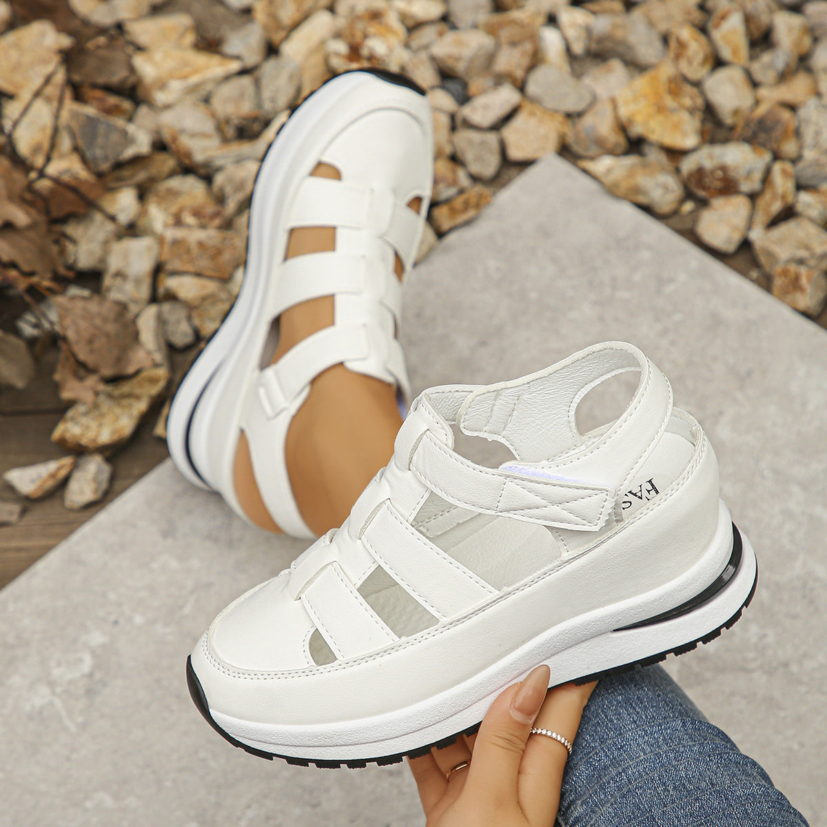 Damen bequeme Plattform-Sandalen mit atmungsaktiver Obermaterialstruktur und verstellbarem Riemendesign EB