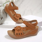 Damen Bequeme Sandalen mit floralem Design EB