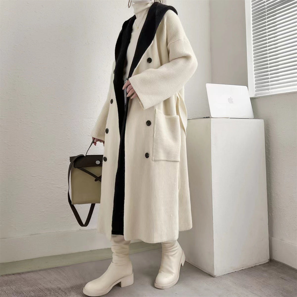 Damen Eleganter langer Mantel mit Gürtel und kontrastierenden Ärmeln EB
