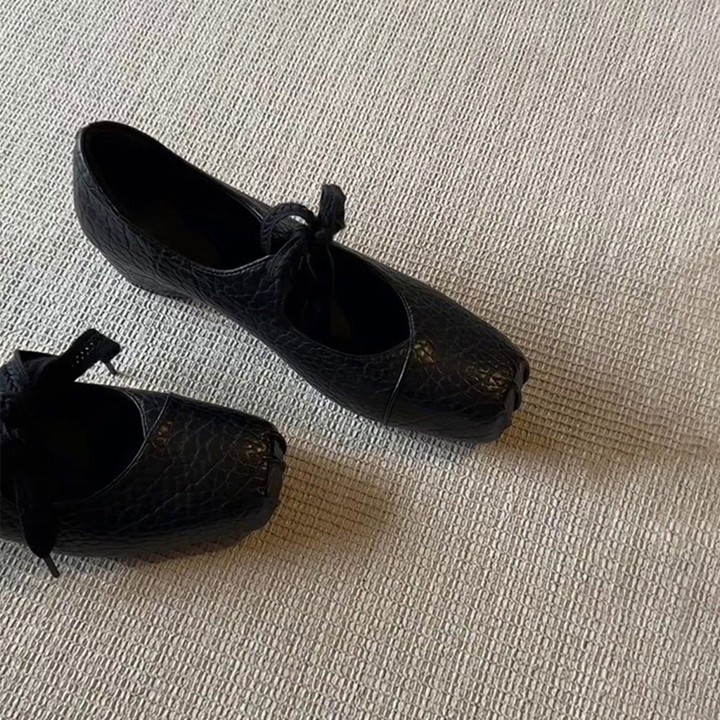 Damen Ballerinas mit trendy Lochmuster und weichem Innenfutter EB