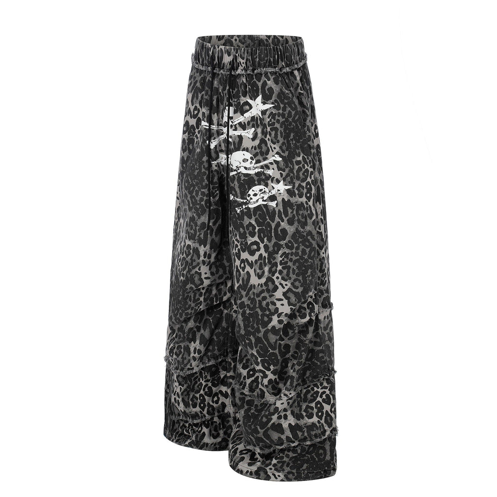 Weite Damen-Cargoshorts mit Fransen und Totenkopf-Print