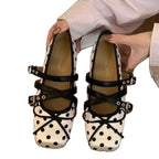 Damen Ballerina-Pumps mit modischem Riemchen und kontrastierendem Punkten-Design EB