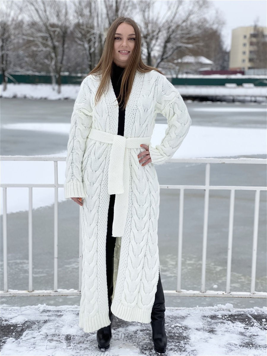 Damen Grobstrickmantel mit offenem Schnitt und praktischen Taschen EB