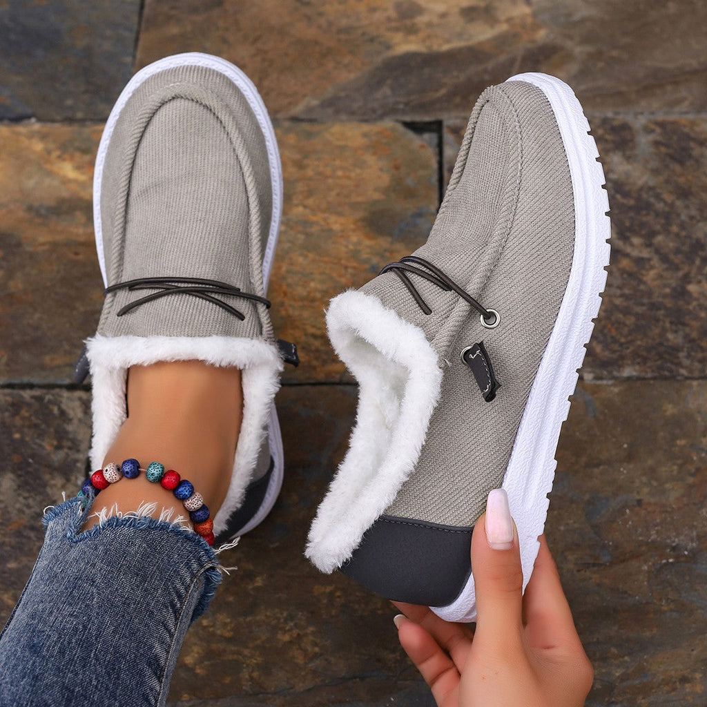 Damen Bequeme Slip-On Clogs mit kuscheligem Innenfutter und flexibler Sohle EB