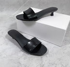 Damen Bequeme Slides mit breitem Riemendesign EB
