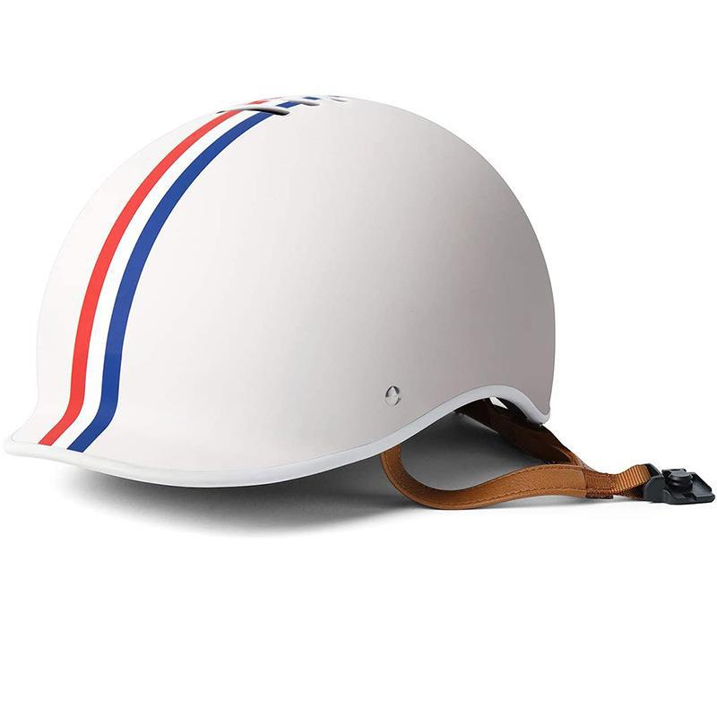 Stilvoller Skateboard-Helm