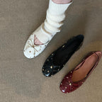 Damen Ballerinas mit modischem Schleifendesign und dekorativem Perlenbesatz EB
