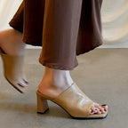Damen Bequeme Mules mit stylishen Blockabsätzen EB