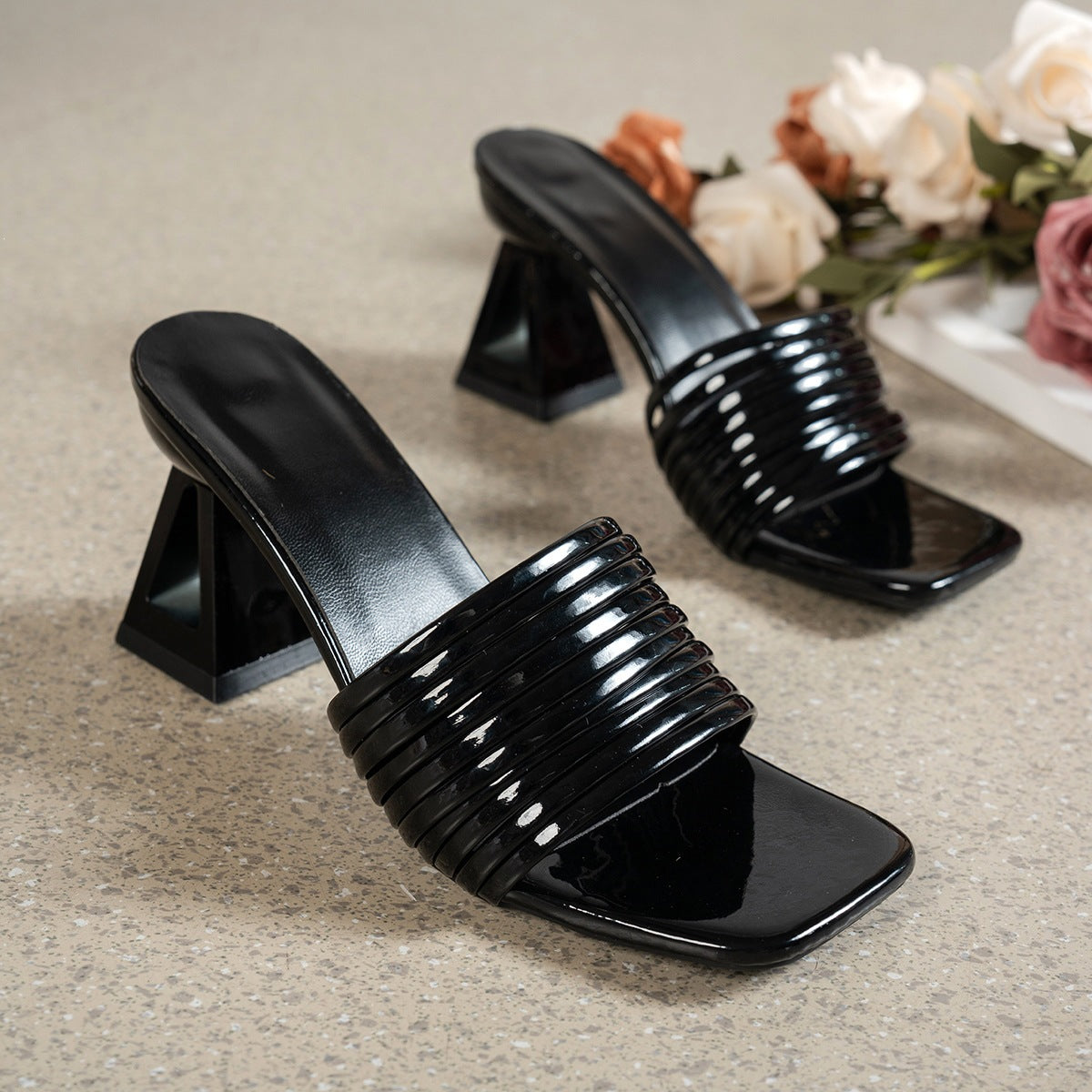Damen Chunky Absatzsandalen mit elegantem Riemen und modischem Design EB