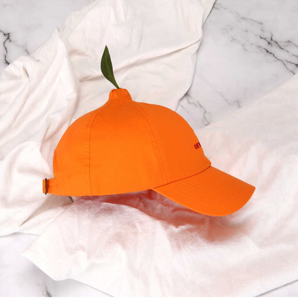 Verspielte Baseballkappe mit Stickerei