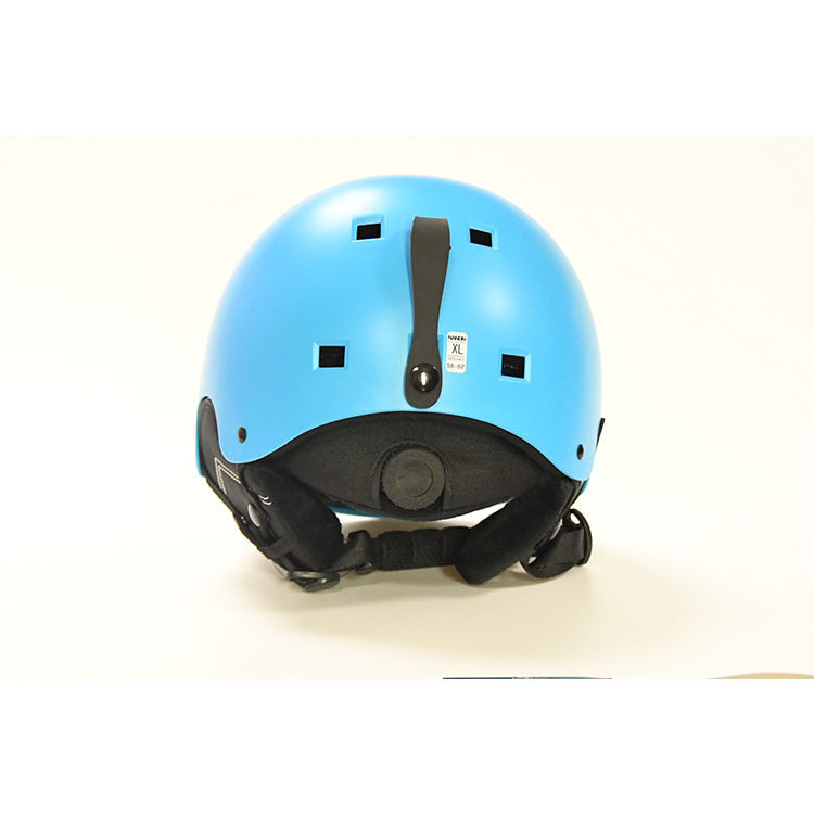 Schützender Skateboard-Helm