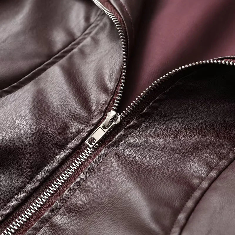 Damen Kunstlederblousonjacke mit weitem Schnitt und lässigen Details EB
