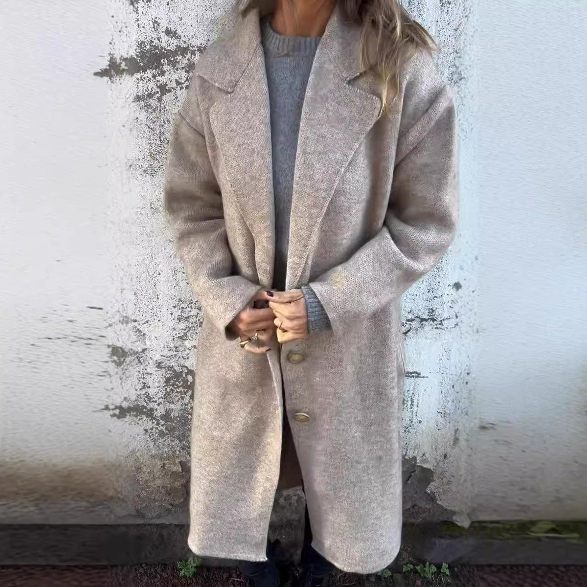 Damen Oversized Wollmantel mit eleganten Details EB