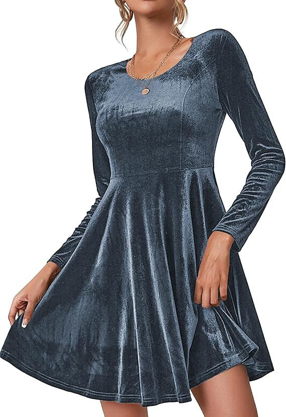 Damen A-Linien Kleid aus samtiger Qualität mit langen Ärmeln und Rundhalsausschnitt EB