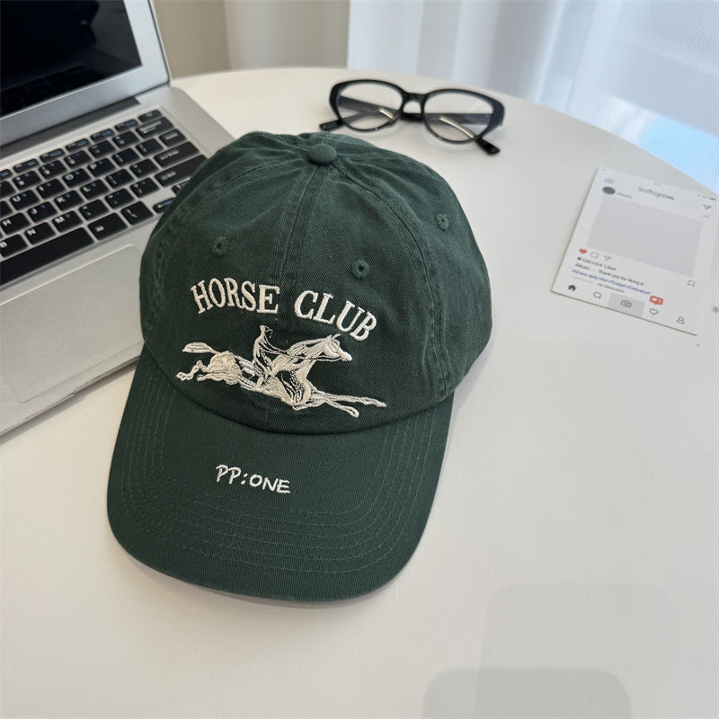 Herren-Cap mit Stickerei