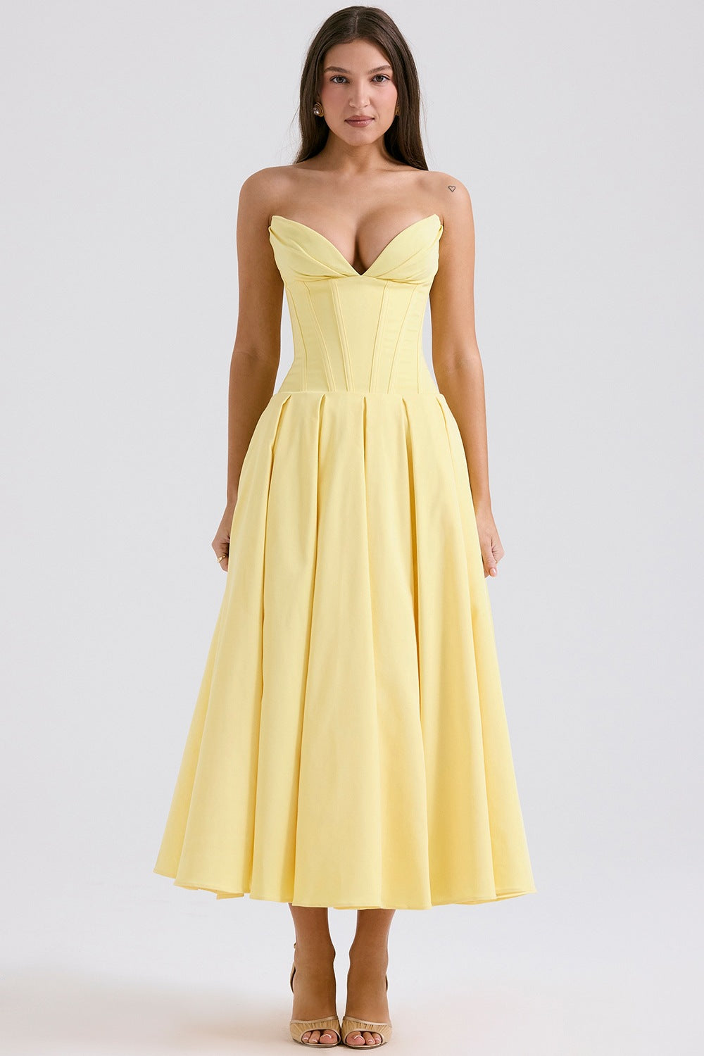 Damen Abendkleid mit taillierter Silhouette und A-linien Schnitt EB