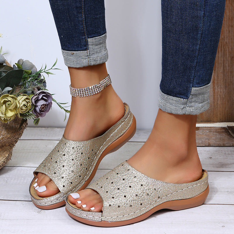 Damen Clogs mit perforiertem Obermaterial und ergonomischer Fußbettung EB