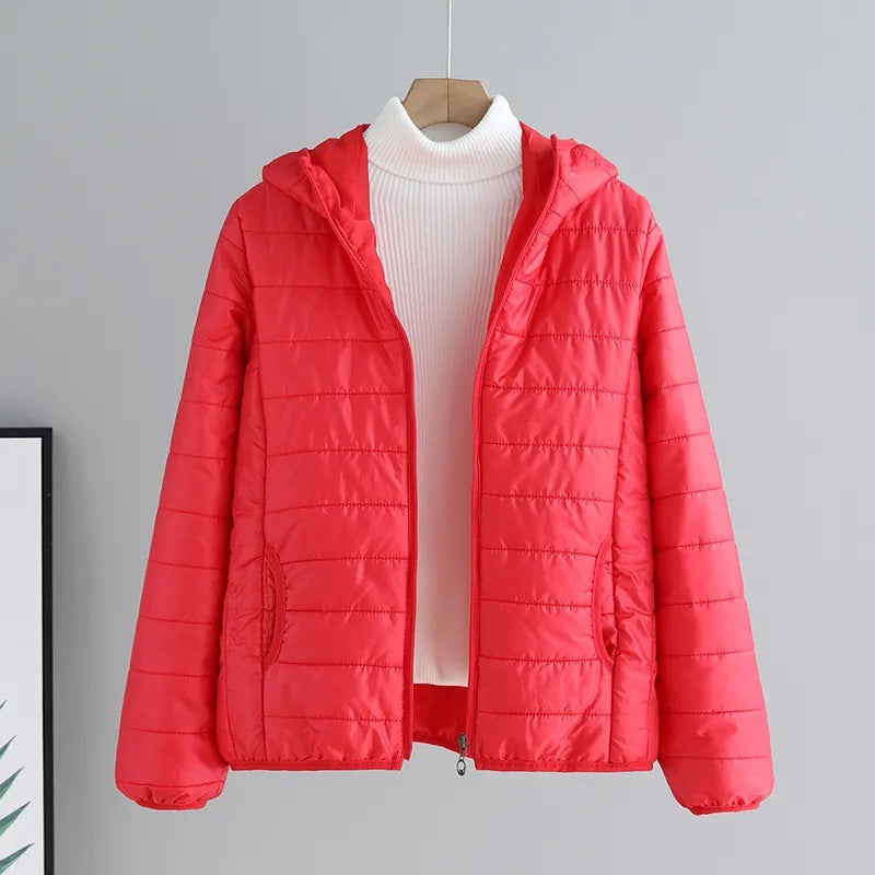 Damen gesteppte Übergangsjacke mit Kapuze und modernem Schnitt EB