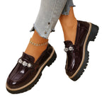 Damen Bequeme Mokassins mit modischem Schmuckdetail EB
