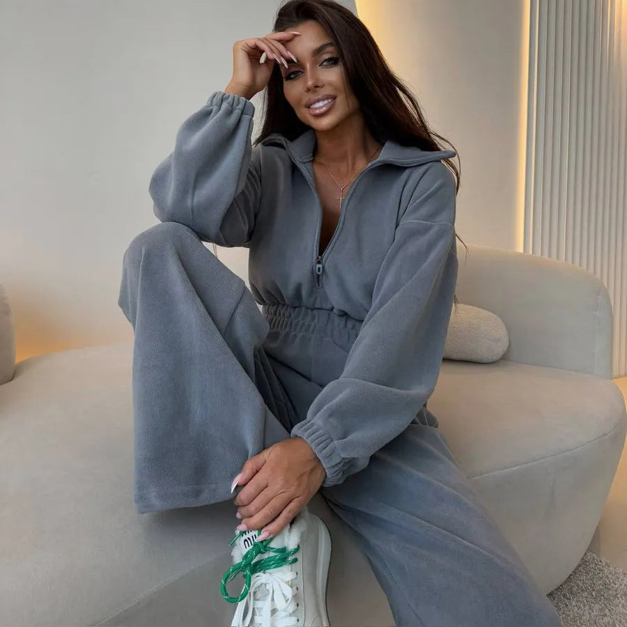 Eleganter Lounge-Overall mit Stehkragen