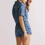 Damen Denim-Crop-Hemd mit aufgesetzten Taschen und knieumspielendem Rock EB
