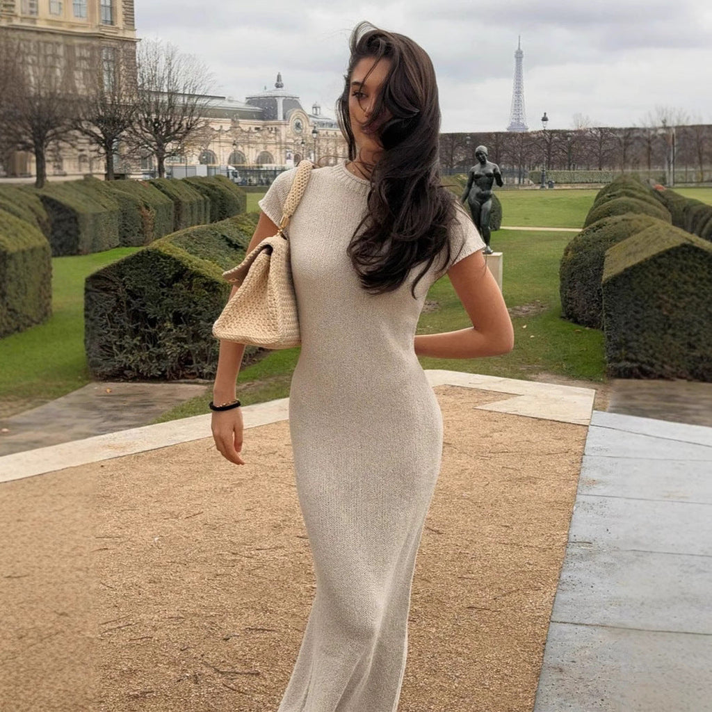 Damen elegantes Maxikleid mit fein strukturiertem Material und modernen Details EB
