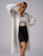 Damen Kuscheliger Strickmantel mit seitlichen Schlitzen und weitem Schnitt EB