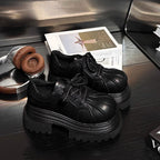 Damen Chunky Schuhe mit auffälligem Profil und robustem Obermaterial EB
