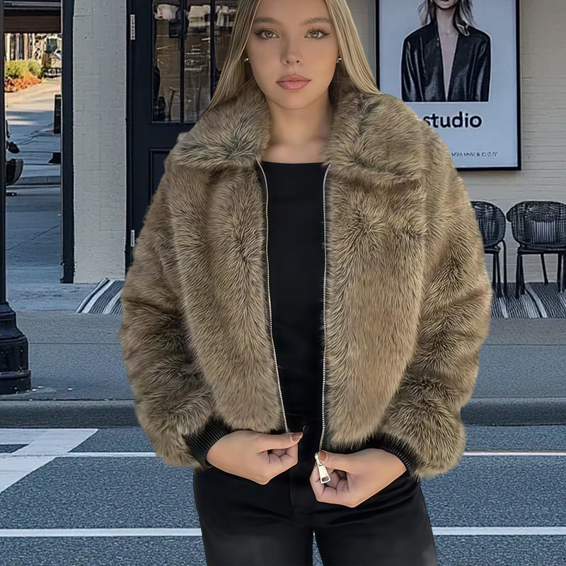 Damen Kunstfelljacke im eleganten Cropped-Design EB