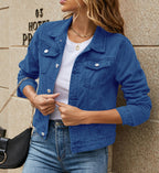 Damen Jeansjacke im modischen Look mit anatomischem Schnitt und praktischen Taschen EB